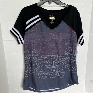 Disney Parks Star Wars Women’s Short Sleeve Top Size Medium NWT